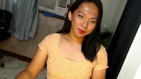 Snapshot of jennifer_licious chatting on 8, 10, 2025 Jenny online show from 8, 10, 2025