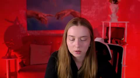 Jennifer online show from 26, 4, 2026