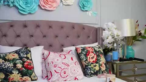 Snapshot of jenniferlovve chatting on 4, 10, 2025 JenniferLovve online show from 4, 10, 2025