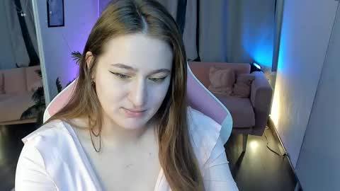 Snapshot of jenniferrbell chatting on 4, 12, 2025 jenniferrbell online show from 4, 12, 2025