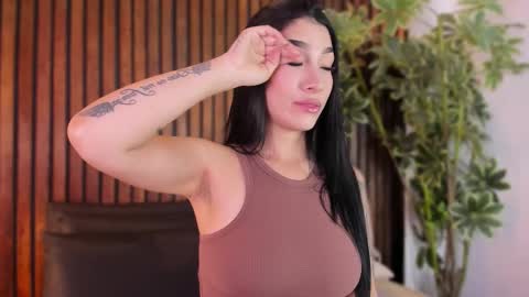     online show from 1, 10, 2025