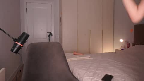 Snapshot of jenny__lii chatting on 19, 5, 2026 call me Jenny online show from 19, 5, 2026