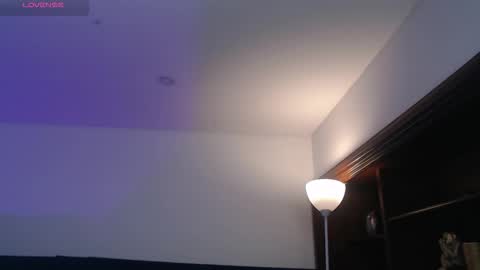 Snapshot of jenny_golden1 chatting on 17, 12, 2025 Jenny online show from 17, 12, 2025