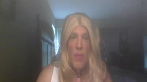 Snapshot of jenny_gurl2021 chatting on 9, 9, 2025 jenny gurl online show from 9, 9, 2025