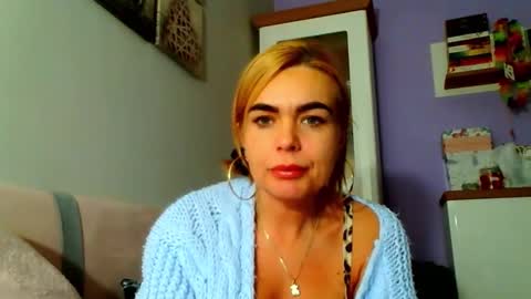 Snapshot of jenny_play1 chatting on 6, 12, 2024 Jenny online show from 6, 12, 2024