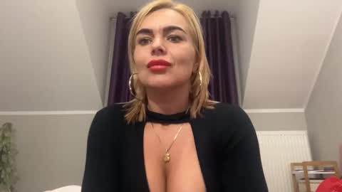 Snapshot of jenny_play1 chatting on 19, 12, 2024 Jenny online show from 19, 12, 2024