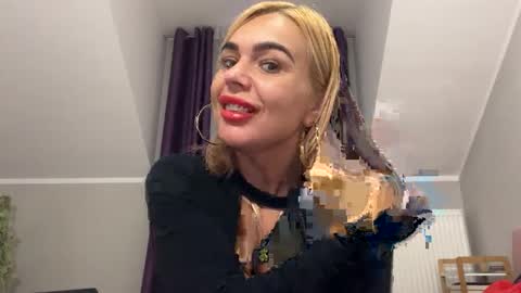 Snapshot of jenny_play1 chatting on 20, 12, 2024 Jenny online show from 20, 12, 2024