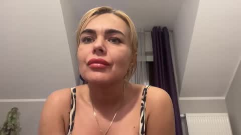 Snapshot of jenny_play1 chatting on 22, 1, 2025 Jenny online show from 22, 1, 2025