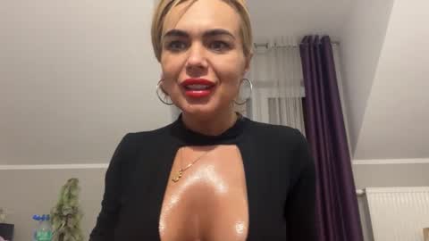 Snapshot of jenny_play1 chatting on 1, 2, 2025 Jenny online show from 1, 2, 2025