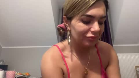 Snapshot of jenny_play1 chatting on 24, 2, 2025 Jenny online show from 24, 2, 2025