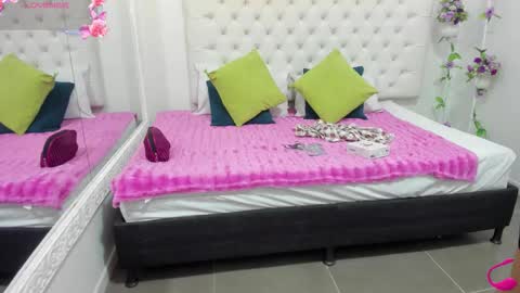 Snapshot of jenny_stark chatting on 18, 10, 2025 jenny_stark online show from 18, 10, 2025