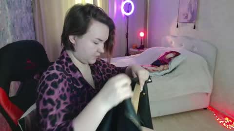 Jenny online show from 8, 4, 2026