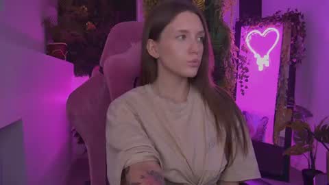 Jenny NO Nude online show from 7, 7, 2026