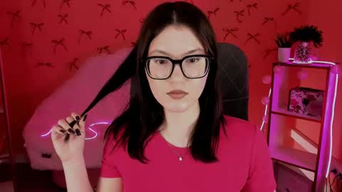 Snapshot of jennygibson chatting on 23, 4, 2026 JENNY online show from 23, 4, 2026
