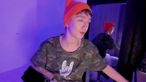 jero independent model online show from 5, 1, 2025