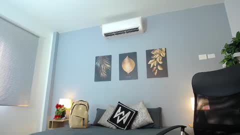 Jeremy Lowe online show from 12, 12, 2024