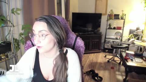 Snapshot of jerilynn chatting on 25, 2, 2025 Jeri Lynn online show from 25, 2, 2025