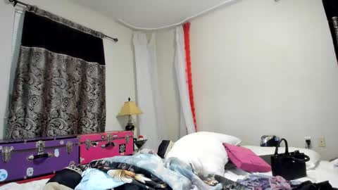 Snapshot of jerilynn chatting on 6, 10, 2025 Jeri Lynn online show from 6, 10, 2025