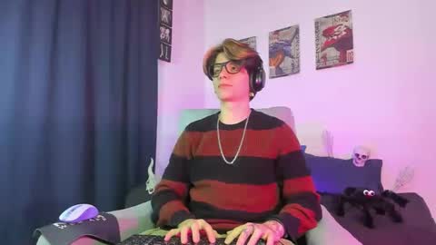 Angelo online show from 23, 10, 2025