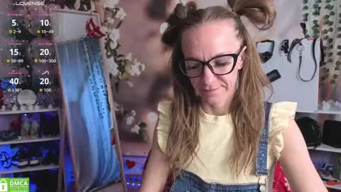jesica_moon_peachyy online show from 2, 5, 2026