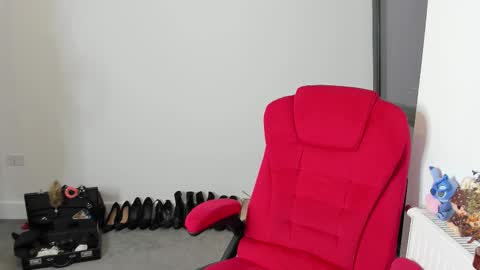 Snapshot of jesicacoper chatting on 8, 9, 2025 MistressJesicaCoper online show from 8, 9, 2025