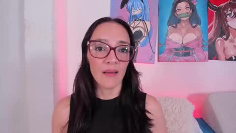 Snapshot of jess1ca_herrera chatting on 3, 10, 2025 jessica herreraToday I will be your devil and you my victim online show from 3, 10, 2025