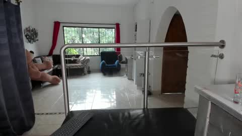 Snapshot of jess1ca_herrera chatting on 17, 10, 2025 jessica herreraToday I will be your devil and you my victim online show from 17, 10, 2025