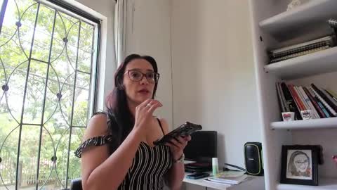 Snapshot of jess1ca_herrera chatting on 26, 10, 2025 jessica herreraToday I will be your devil and you my victim online show from 26, 10, 2025