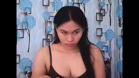 Snapshot of jessa_21 chatting on 1, 12, 2025 jessa_21 online show from 1, 12, 2025