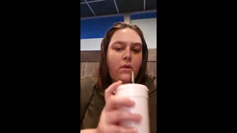 jessi_eats online show from 1, 3, 2026