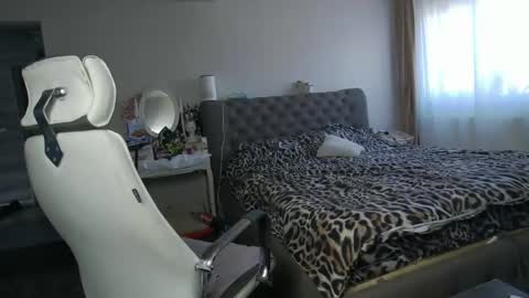 Snapshot of jessica19955 chatting on 4, 12, 2025 Maria online show from 4, 12, 2025