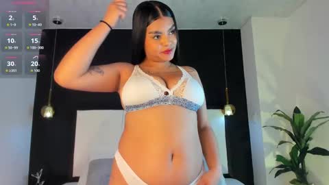 Snapshot of jessica_montez05 chatting on 1, 10, 2025 jessica_montez05 online show from 1, 10, 2025