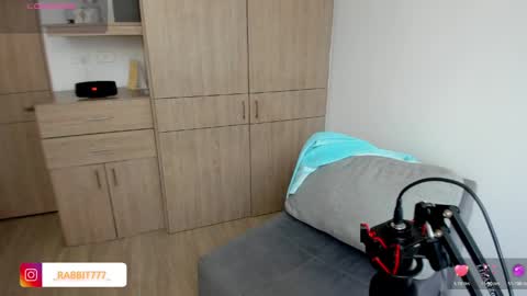 jessica_rabbit777_ online show from 21, 4, 2026