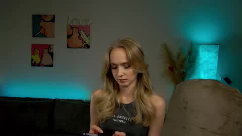 Snapshot of jessica_rays chatting on 20, 9, 2025 Jessica online show from 20, 9, 2025