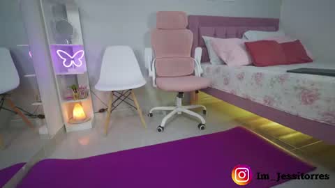 Snapshot of jessica_tom_ chatting on 23, 6, 2026 Jessica online show from 23, 6, 2026