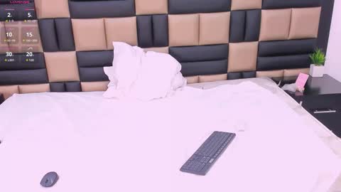 Snapshot of jessicabosch chatting on 13, 12, 2025 Jessica online show from 13, 12, 2025