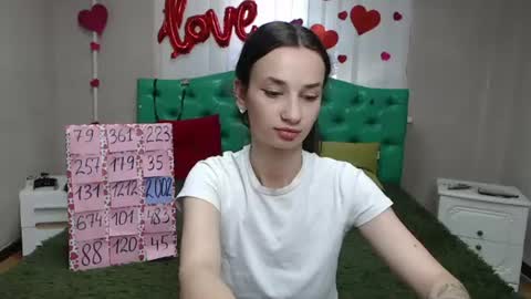 Snapshot of jessicabreez chatting on 7, 7, 2026 JessicaBreez online show from 7, 7, 2026