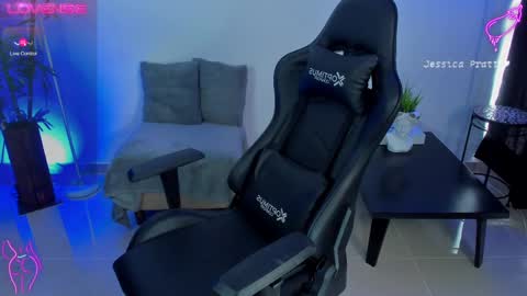  Jessica Pratt  IG jessicaxpratt online show from 13, 2, 2025