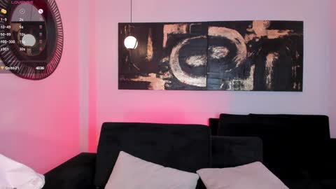 JESS online show from 1, 2, 2025