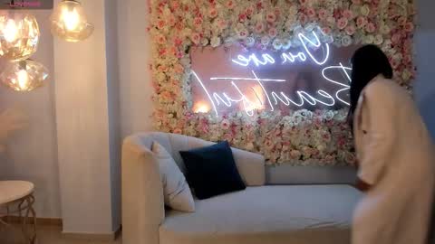 JESS online show from 19, 10, 2025