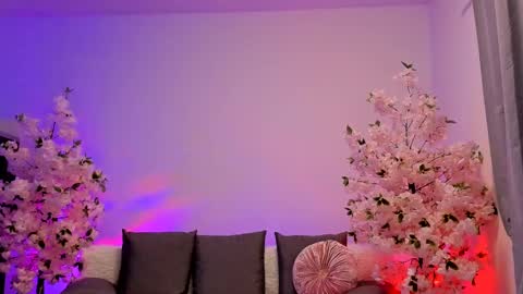 Snapshot of jessiccaburns chatting on 27, 1, 2025 Gloria online show from 27, 1, 2025