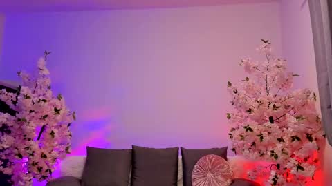 Snapshot of jessiccaburns chatting on 12, 2, 2025 Gloria online show from 12, 2, 2025