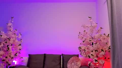 Snapshot of jessiccaburns chatting on 13, 2, 2025 Gloria online show from 13, 2, 2025