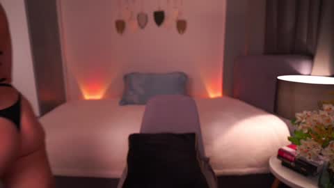 Jessica online show from 25, 12, 2024