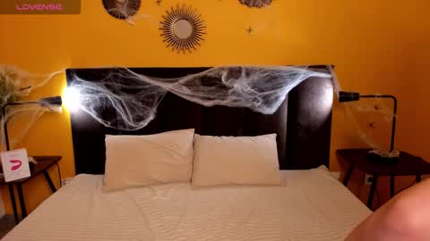 Snapshot of jessie_curlyy chatting on 23, 10, 2025 Jessie online show from 23, 10, 2025