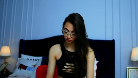 Snapshot of jessie_pinkk chatting on 25, 6, 2026 Jessie online show from 25, 6, 2026
