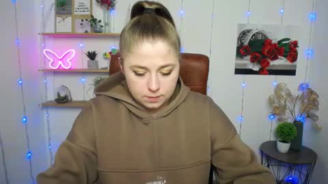 Jess online show from 6, 3, 2025