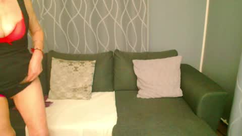 Snapshot of jessy_curt chatting on 18, 11, 2025 jessy curt online show from 18, 11, 2025