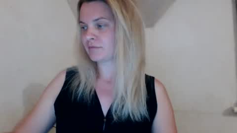jessyangels online show from 15, 6, 2026