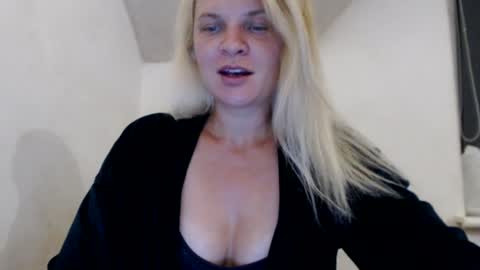 jessyangels online show from 7, 8, 2026
